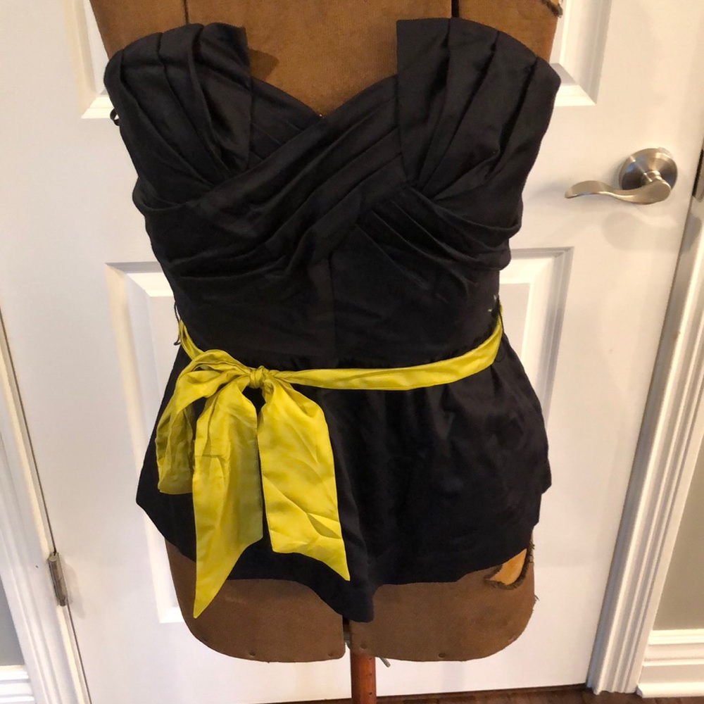 Anthropologie odille Navy strapless top, size 2